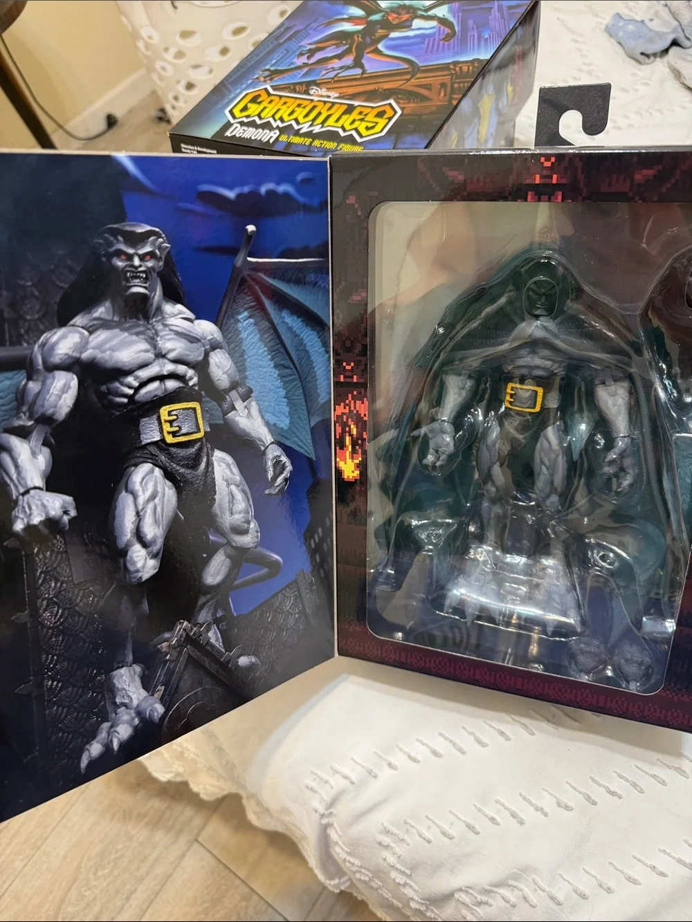 Disney Gargoyles Collector Set with Goliath, Brooklyn Demona
